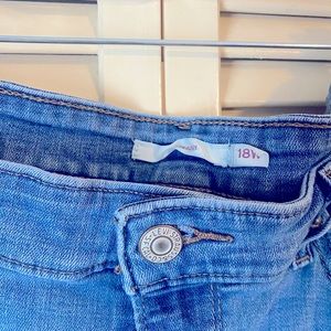 Levi Strauss skinny leg women’s jean